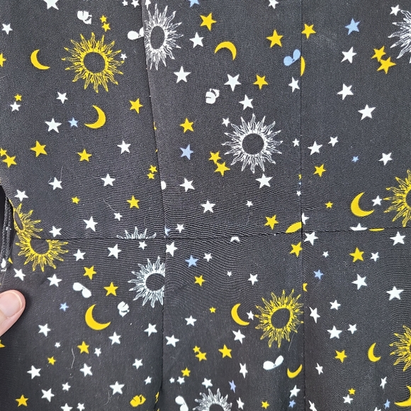 Karl Lagerfeld Paris Puff Sleeve Celestial print dress size 6 - Picture 9 of 16